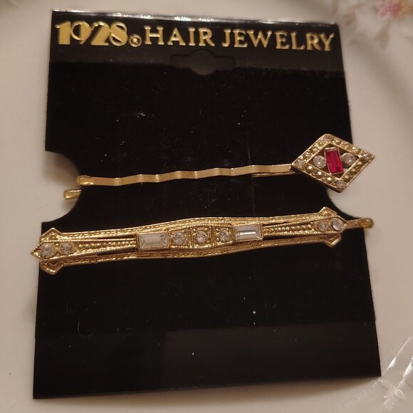 Vtg 1928 Hair Jewelry Gold Tone Red and Clear Rhinestone Hairpin Set - Picture 7 of 7